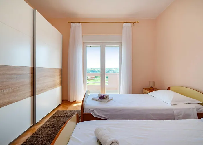 My Dalmatia - Sea View Nika With Private Parking Поседарье