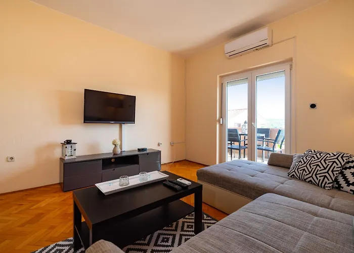 My Dalmatia - Sea View Nika With Private Parking